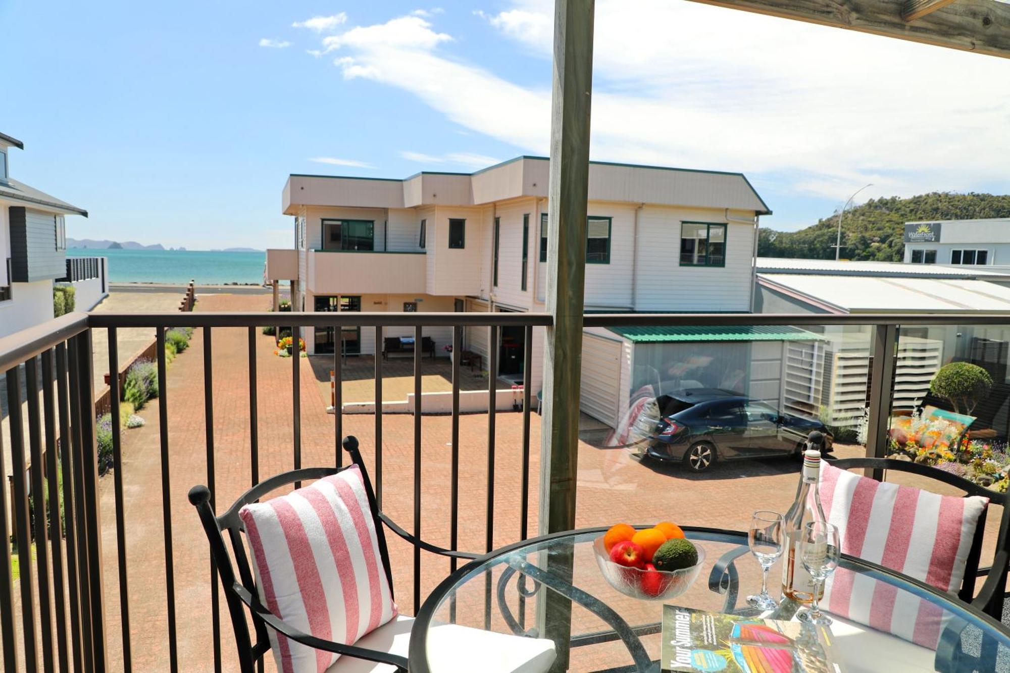 Blue Marlin Apartments Whitianga Kültér fotó