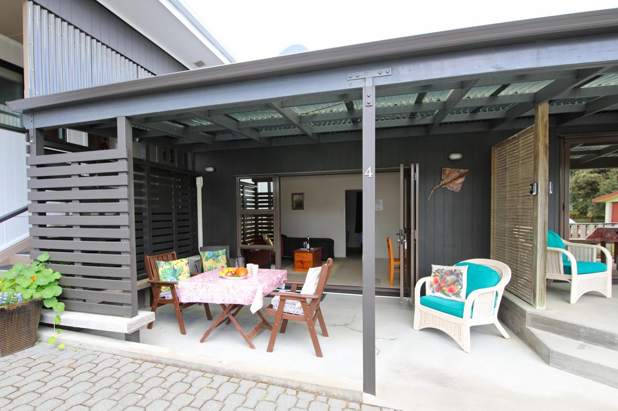 Blue Marlin Apartments Whitianga Kültér fotó