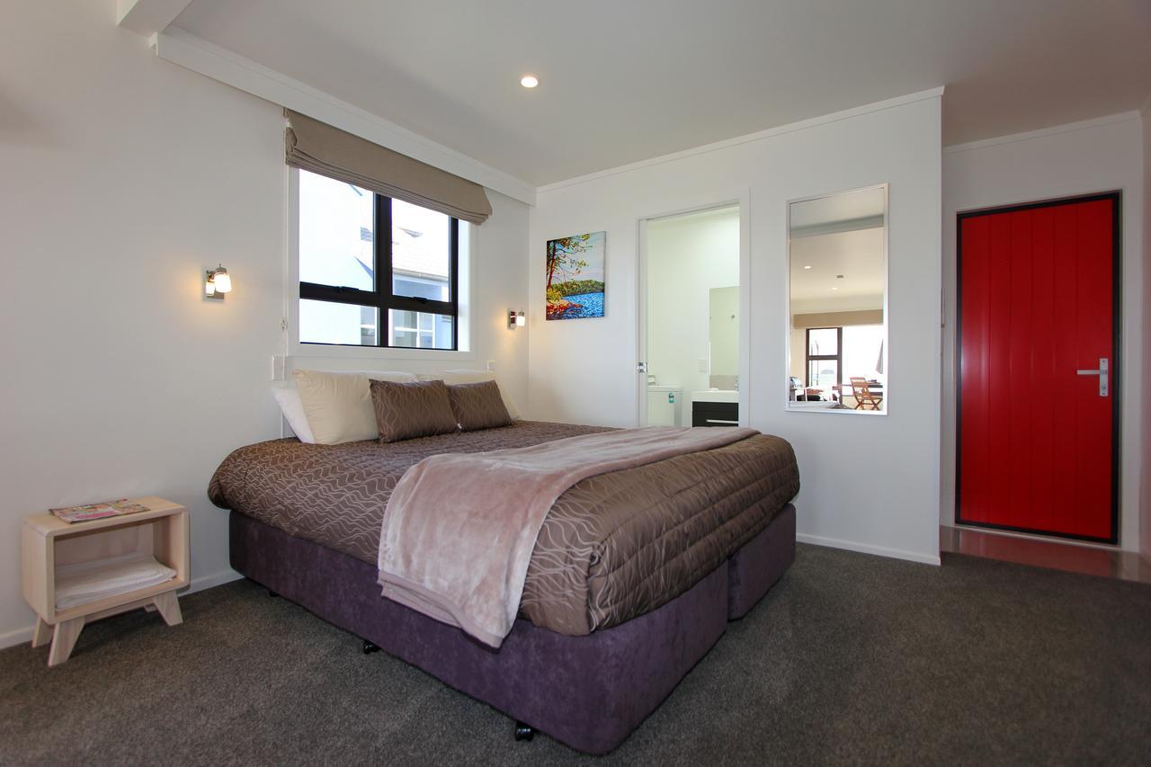 Blue Marlin Apartments Whitianga Kültér fotó